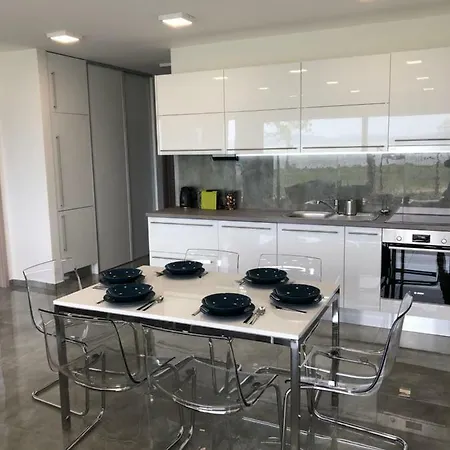 Rezeda Апартаменты *